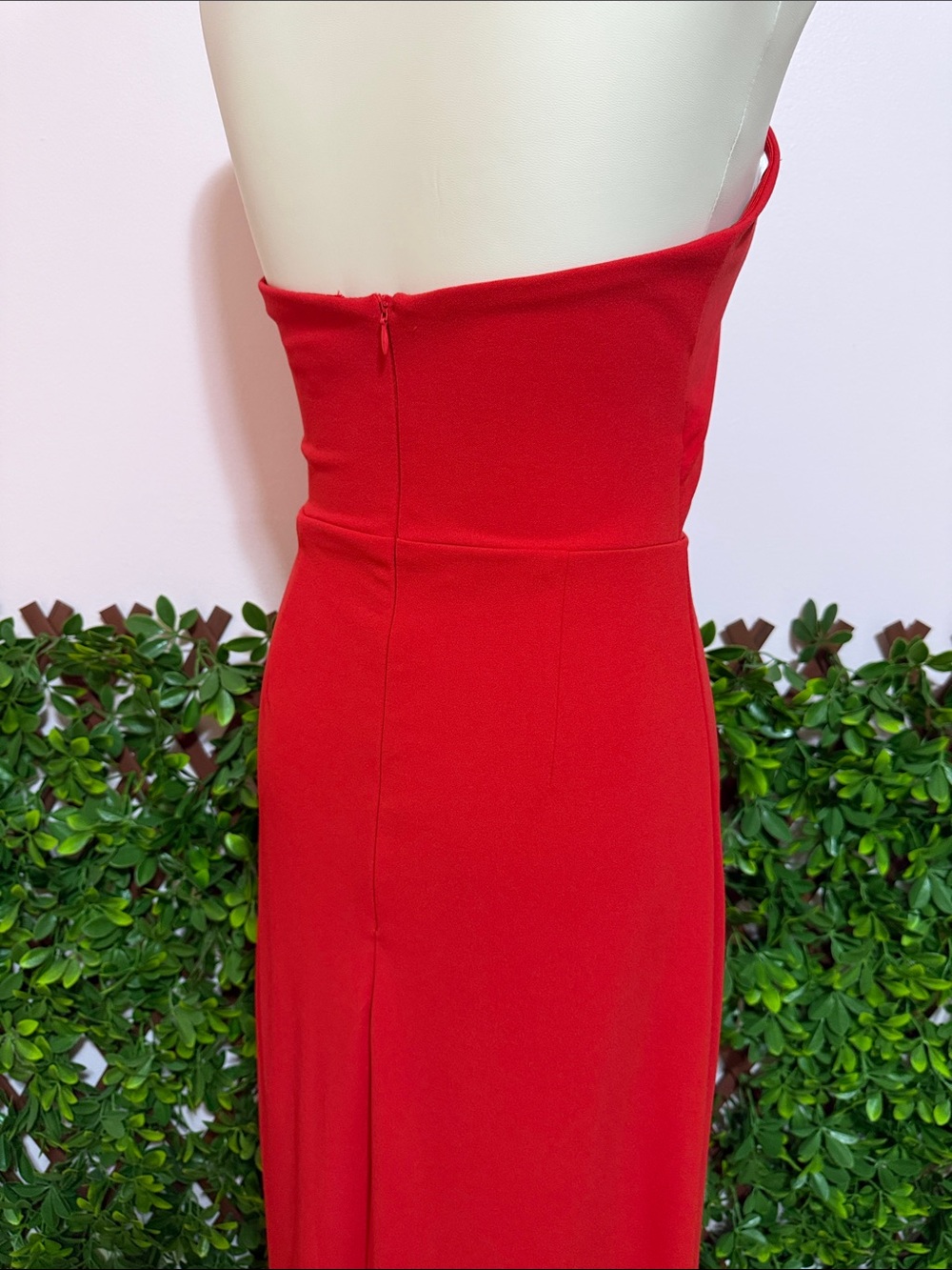 Extravagant Persona RedStrapless Cutout Column Maxi Dress - Picture 14 of 15
